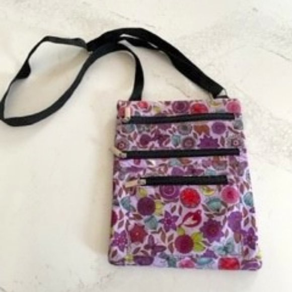 no brand Handbags - Crossbody Purse with a great print.